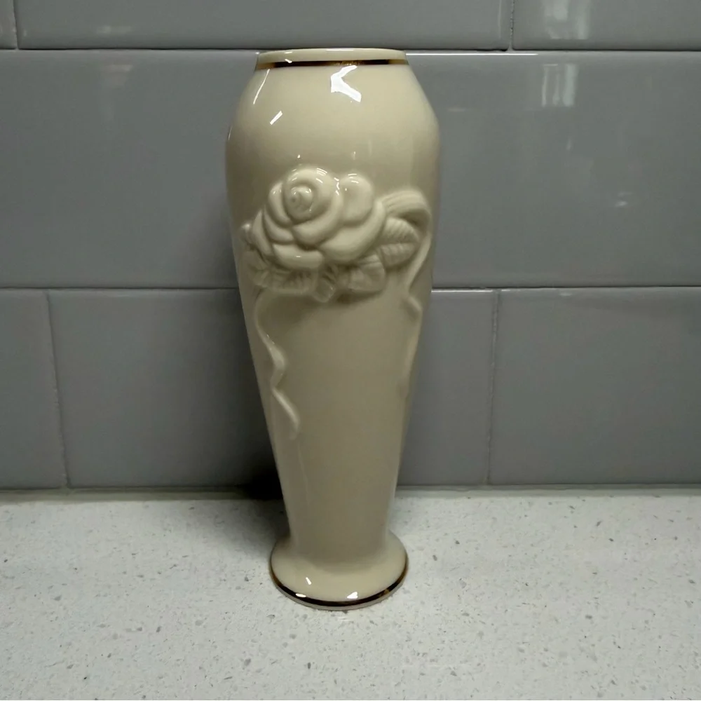 Lenox Rose Blossom Bud Vase Ivory 24k Gold Trim 6” Small